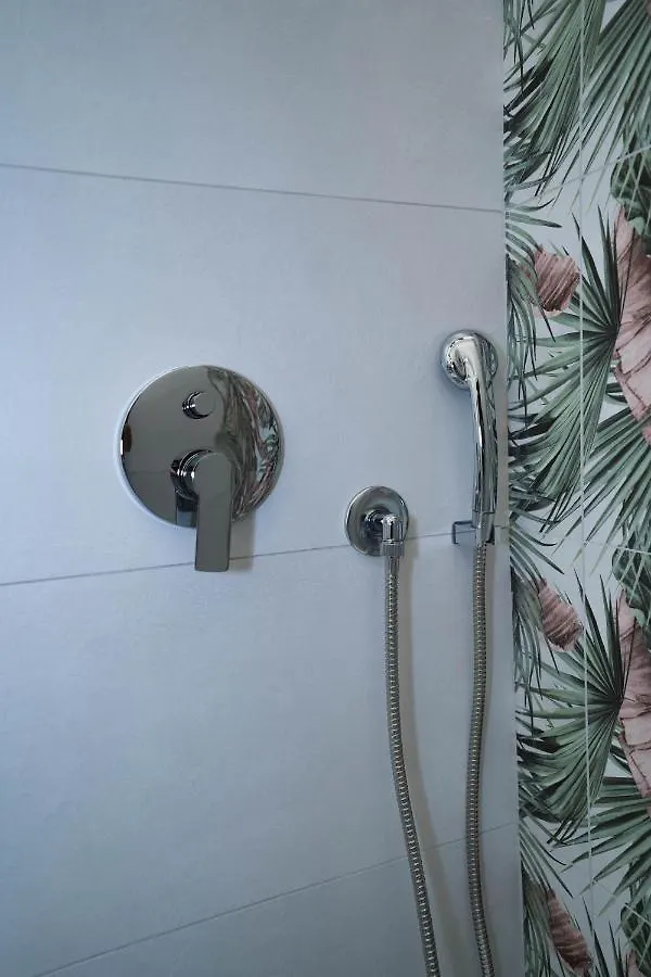 Arco Alto Rooms Bari 0*,  Italy