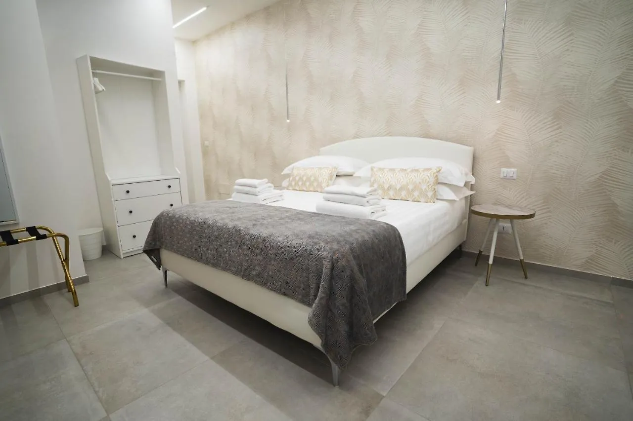 Arco Alto Rooms Bari Guest house